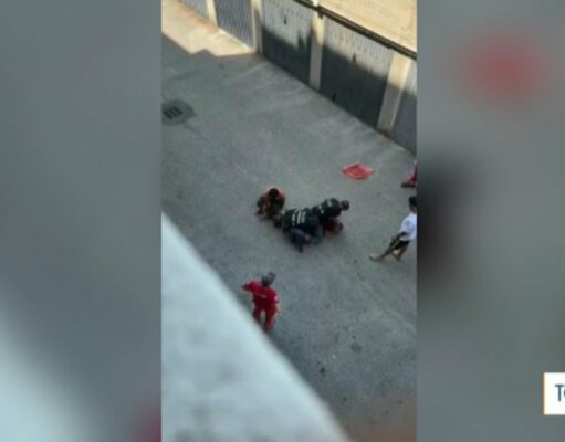 Un'immagine trasmessa mentre la conduttrice della Tgr leggeva la notizia
